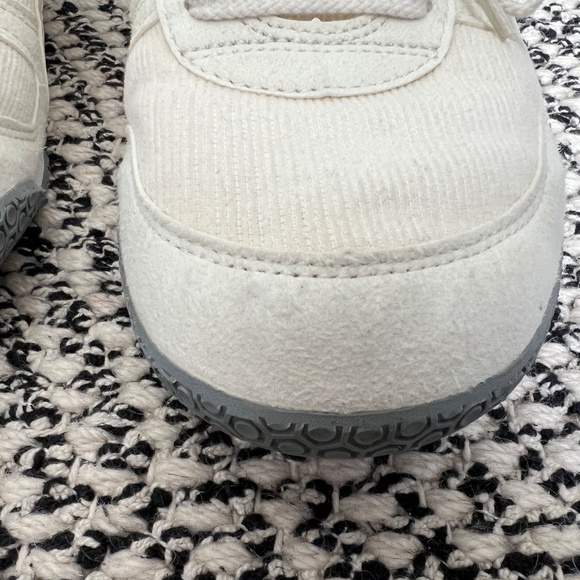 Tiger Onitsuka Shoes, US size 11 - Picture 4 of 9